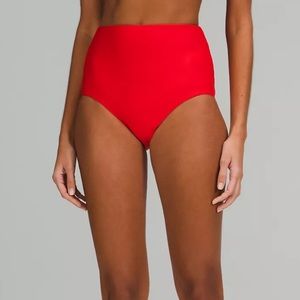 Lululemon Waterside High Waist Medium Bottom Size Large. True Red